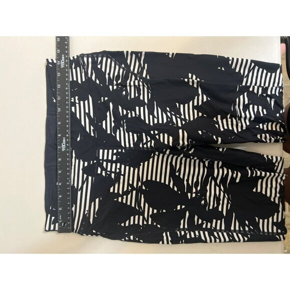 Tommy Hilfinger Sport Sz L Nylon Spandex Striped Floral Black White Pink Legging - Picture 6 of 8